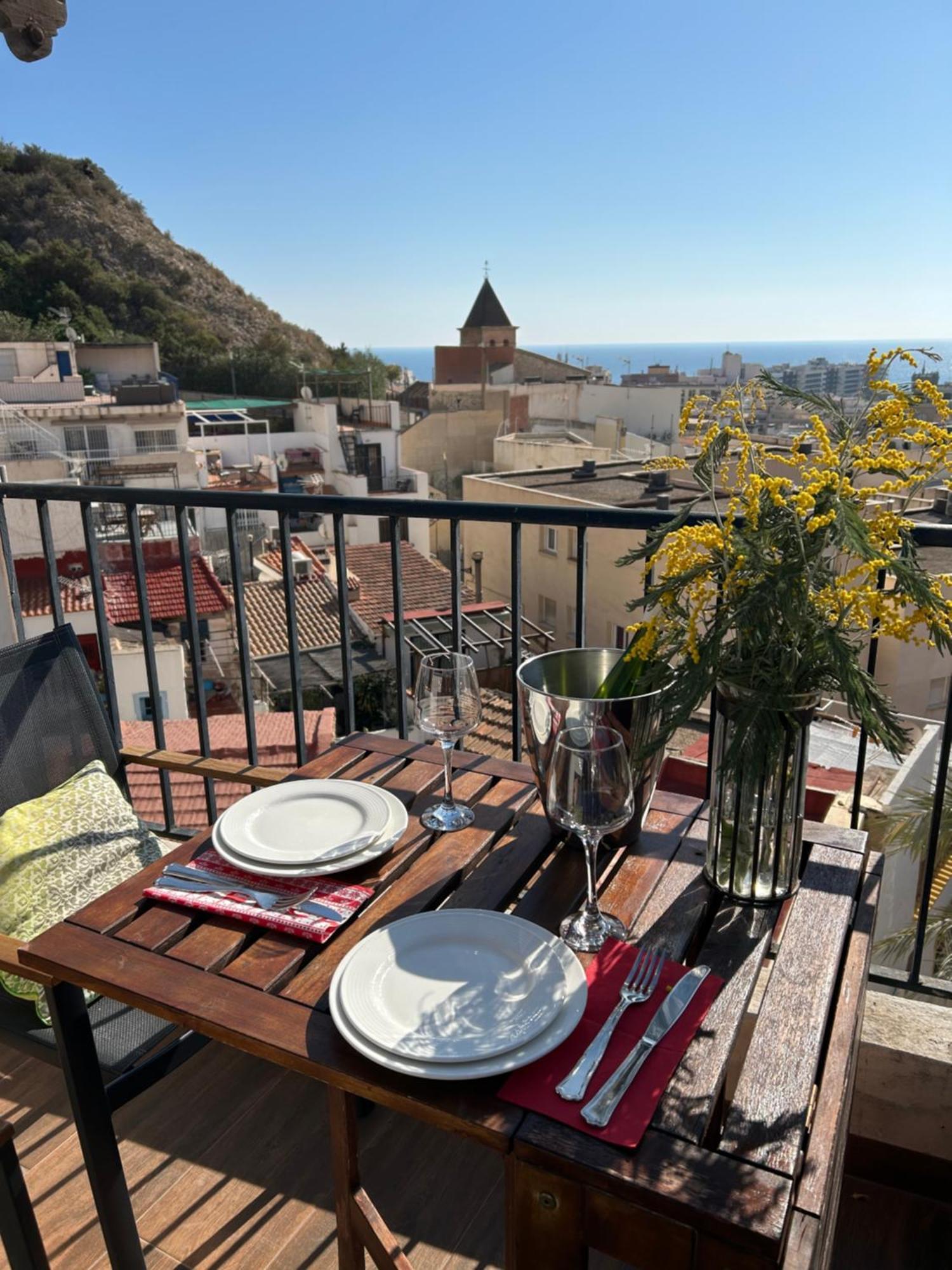Villa Charming House In The Historic Old Town Alicante Exterior foto